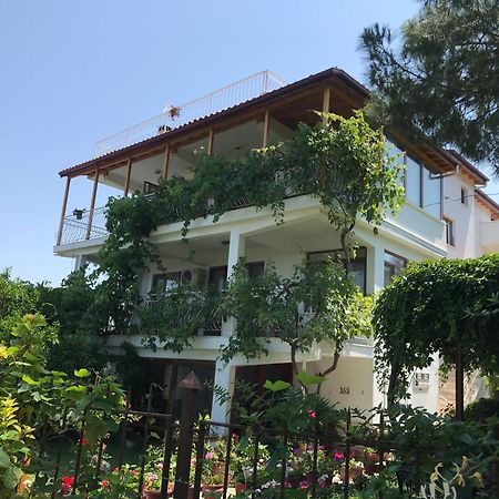 Gunebakan Taliani Hotel Айвалык Экстерьер фото