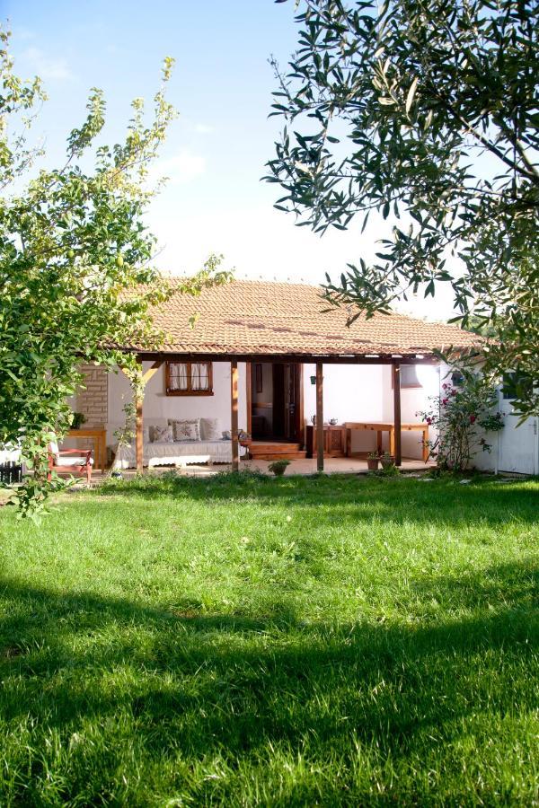 Gunebakan Taliani Hotel Айвалык Номер фото