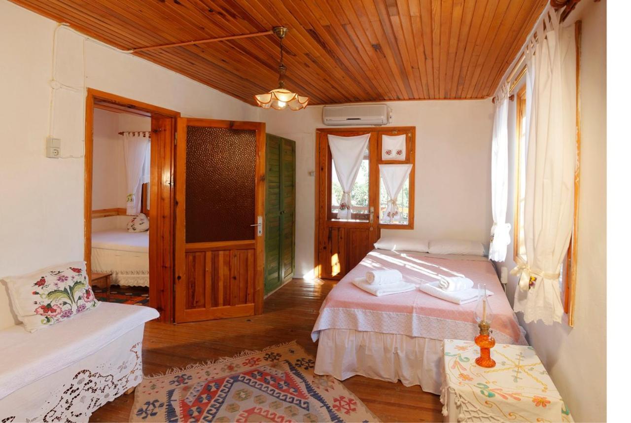 Gunebakan Taliani Hotel Айвалык Экстерьер фото