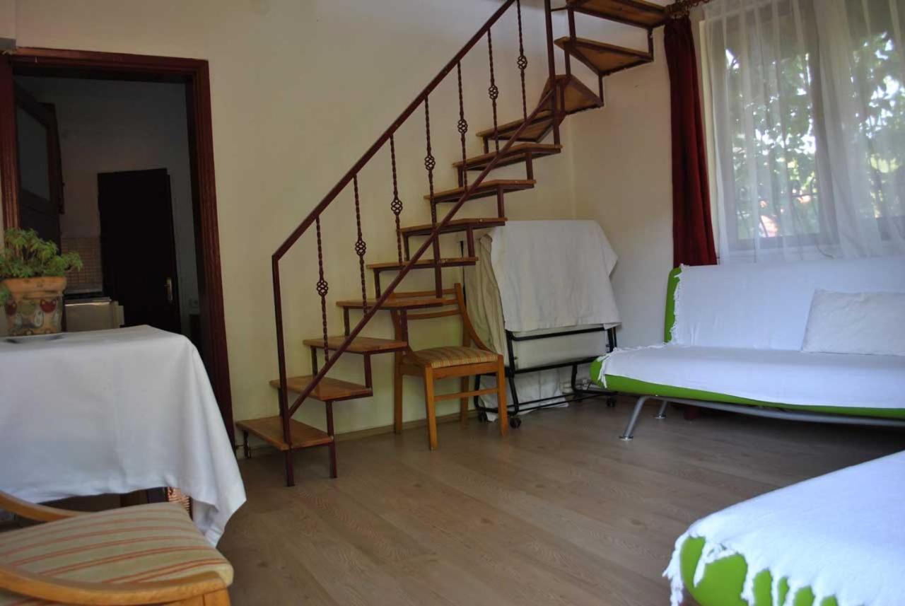 Gunebakan Taliani Hotel Айвалык Экстерьер фото