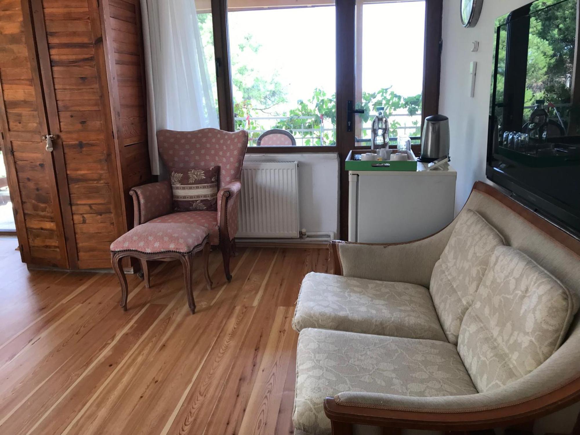 Gunebakan Taliani Hotel Айвалык Экстерьер фото