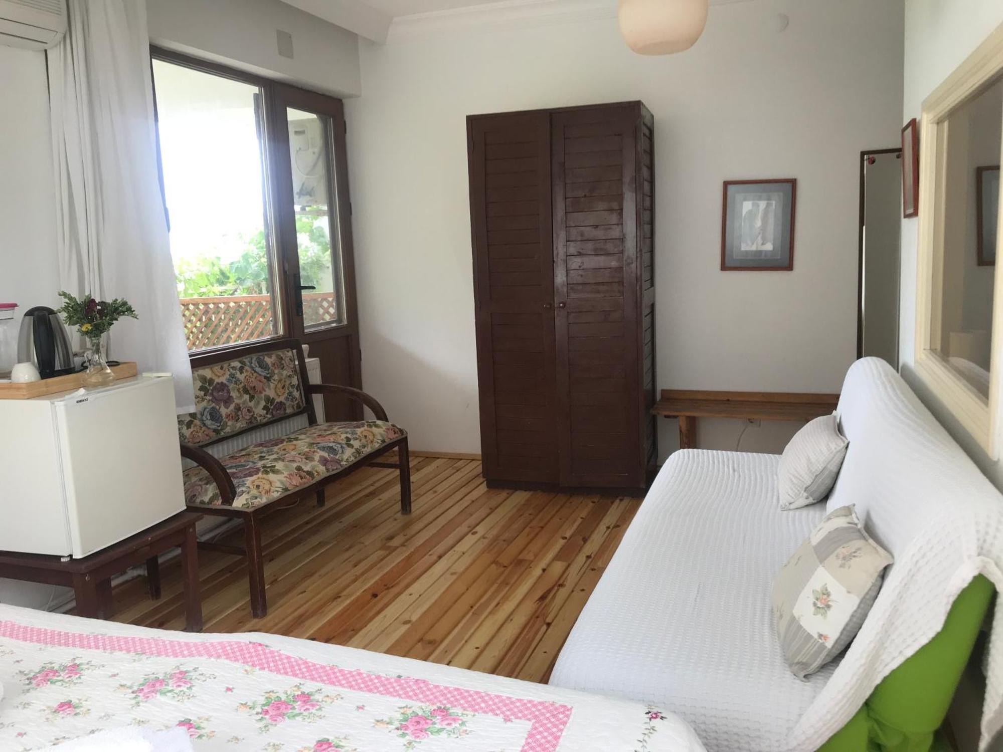 Gunebakan Taliani Hotel Айвалык Экстерьер фото