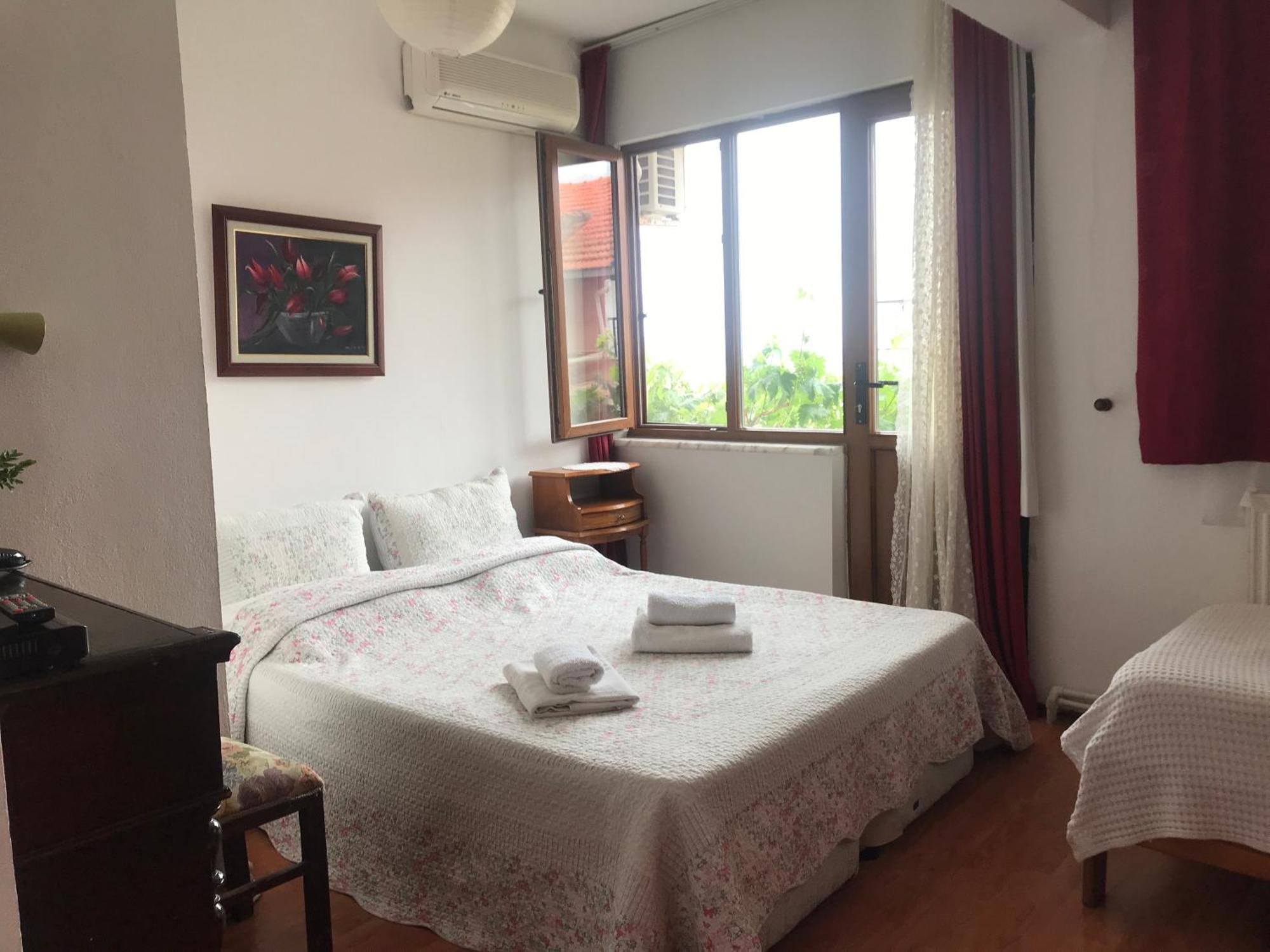 Gunebakan Taliani Hotel Айвалык Экстерьер фото