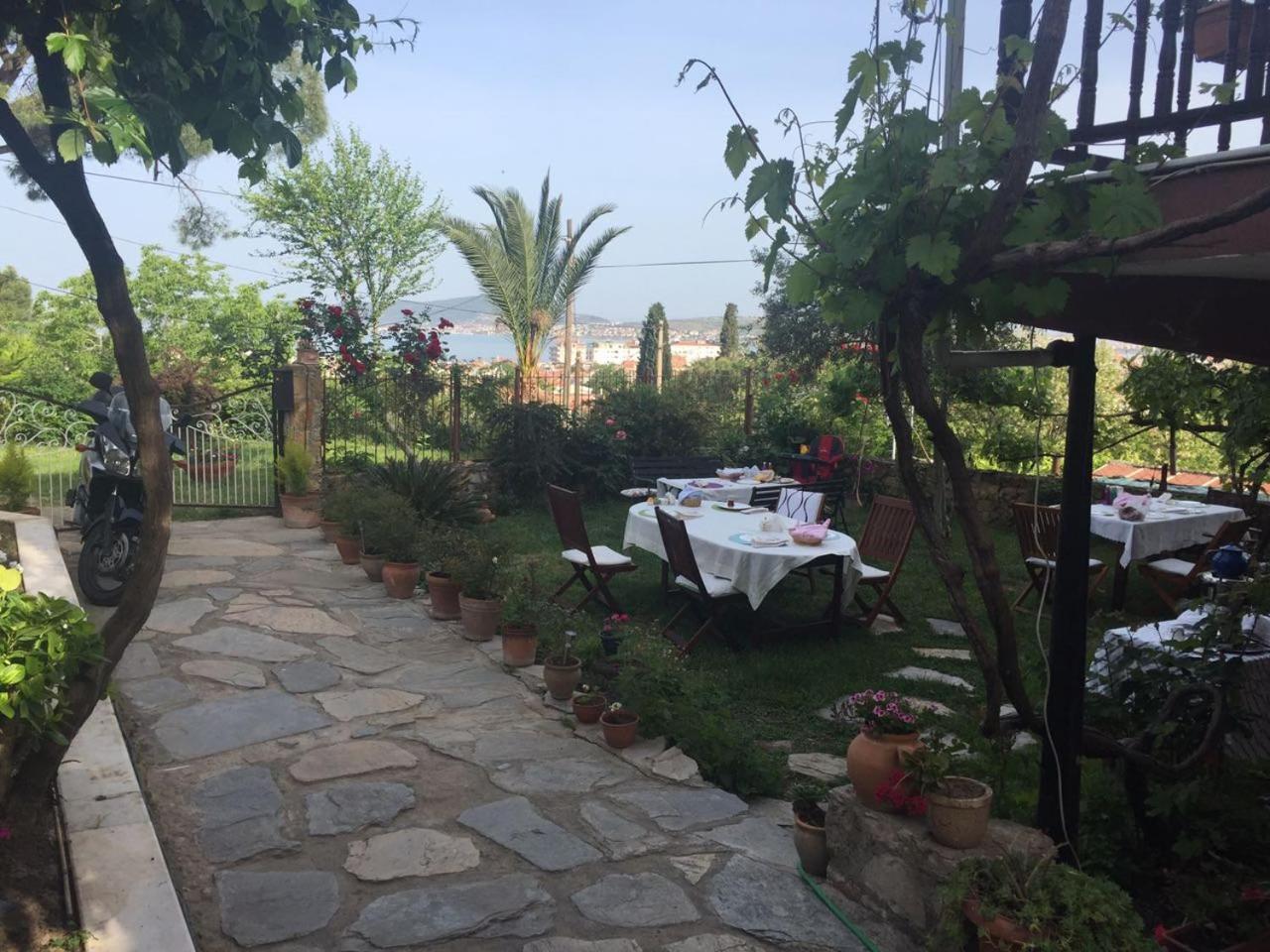 Gunebakan Taliani Hotel Айвалык Экстерьер фото